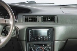 Седан Toyota Camry 1999 года, 529000 рублей, Новосибирск
