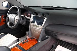 Седан Toyota Camry 2010 года, 1379000 рублей, Тюмень