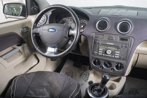 Хетчбэк Ford Fusion 2006 года, 499000 рублей, Томск