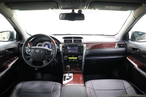 Седан Toyota Camry 2014 года, 1400000 рублей, Брянск