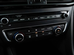 Седан Kia Optima 2019 года, 1999000 рублей, Москва