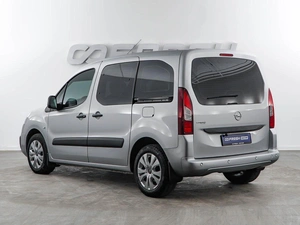 Фургон Opel Combo Life 2022 года, 1747444 рублей, Москва