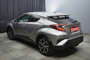 Внедорожник Toyota C-HR 2019 года, 2170000 рублей, Красноярск