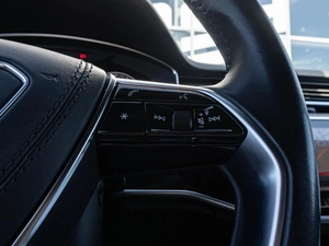 Седан Audi A8 2019 года, 4950000 рублей, Краснодар