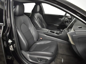 Седан Toyota Avalon 2022 года, 2774900 рублей, Казань