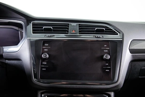 Внедорожник Volkswagen Tiguan 2020 года, 3149000 рублей, Пермь