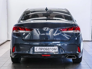 Седан Hyundai Sonata 2018 года, 1550000 рублей, Красноярск