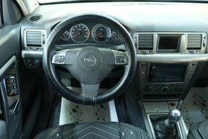 Седан Opel Vectra 2007 года, 499000 рублей, Омск
