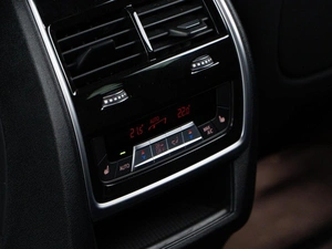 Внедорожник BMW X6 2022 года, 8899000 рублей, Москва