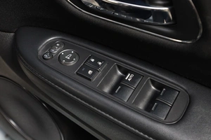 Внедорожник Honda Vezel 2015 года, 1839000 рублей, Новосибирск