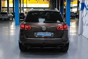 Внедорожник Volkswagen Touareg 2012 года, 2058000 рублей, Солонцы