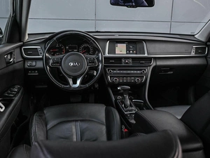 Седан Kia Optima 2017 года, 1934000 рублей, Кирилловка