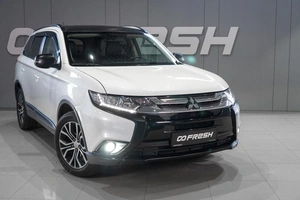 Внедорожник Mitsubishi Outlander 2016 года, 2109000 рублей, Петрозаводск