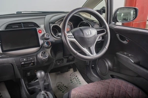 Хетчбэк Honda Fit 2012 года, 899000 рублей, Томск