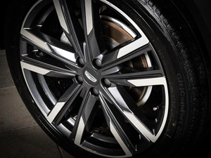 Внедорожник Geely Monjaro 2023 года, 3368500 рублей, Волгоград