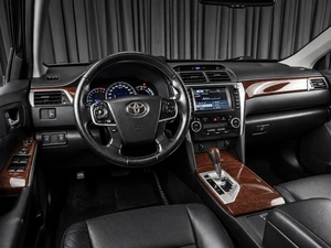 Седан Toyota Camry 2013 года, 1289000 рублей, Тюмень