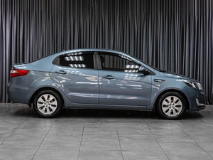 Седан Kia Rio 2014 года, 899000 рублей, Тюмень