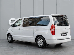Минивэн Hyundai Grand Starex 2016 года, 2940000 рублей, Краснодар