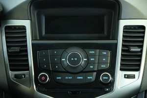 Седан Chevrolet Cruze 2012 года, 889000 рублей, Омск