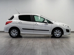 Хетчбэк Peugeot 308 2012 года, 630000 рублей, Саратов