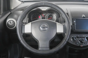 Хетчбэк Nissan Note 2013 года, 839000 рублей, Кемерово