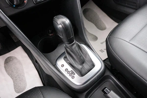 Седан Volkswagen Polo 2016 года, 1099000 рублей, Красноярск