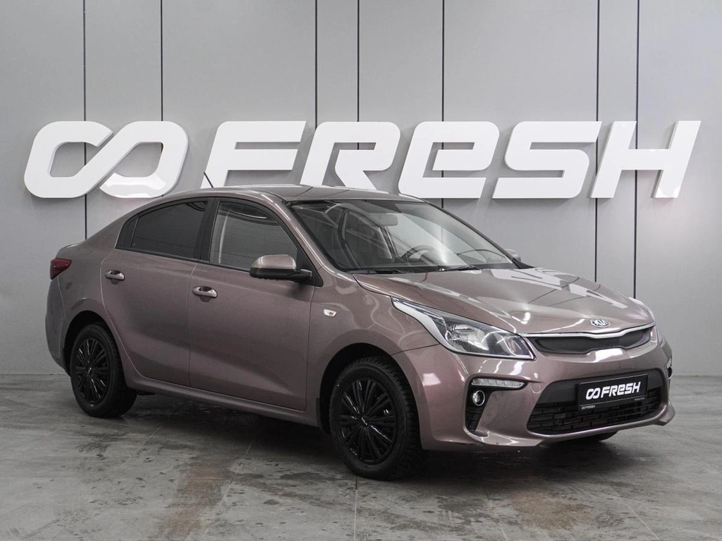 Седан Kia Rio 2017 года, 1060000 рублей, Воронеж