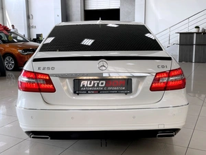 Седан Mercedes-benz E-класс 2011 года, 1547000 рублей, Солонцы