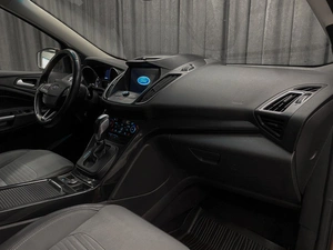 Внедорожник Ford Kuga 2016 года, 1410000 рублей, Красноярск