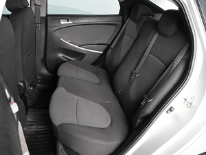 Седан Hyundai Solaris 2012 года, 918000 рублей, Аксай