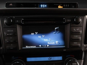 Внедорожник Toyota RAV4 2015 года, 2459000 рублей, Тюмень