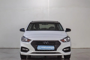 Седан Hyundai Solaris 2019 года, 1249000 рублей, Челябинск