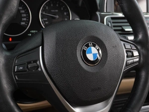 Седан BMW 3 серия 2016 года, 1590000 рублей, Воронеж