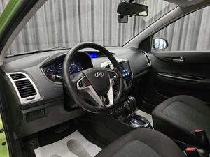 Хетчбэк Hyundai i20 2010 года, 680000 рублей, Красноярск
