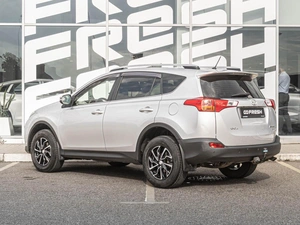 Внедорожник Toyota RAV4 2014 года, 1920000 рублей, Краснодар
