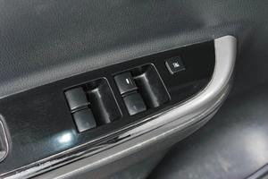Пикап Mitsubishi L200 2022 года, 2499000 рублей, Тюмень