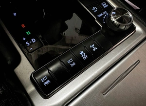 Внедорожник Toyota Land Cruiser 2016 года, 5887000 рублей, Красноярск