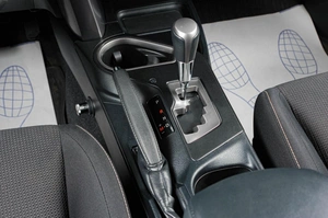 Внедорожник Toyota RAV4 2016 года, 2419000 рублей, Тюмень