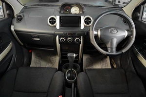 Хетчбэк Toyota Ist 2003 года, 539000 рублей, Тюмень