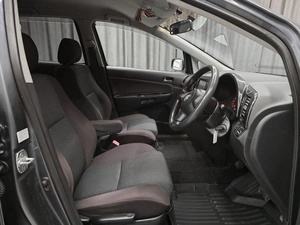 Минивэн Toyota Wish 2003 года, 725000 рублей, Красноярск