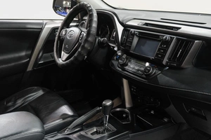 Внедорожник Toyota RAV4 2016 года, 2249000 рублей, Новокузнецк