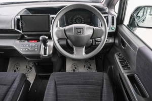Минивэн Honda Stepwgn 2010 года, 1289000 рублей, Красноярск