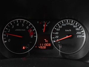 Хетчбэк Nissan Note 2013 года, 1079000 рублей, Ростов-на-Дону