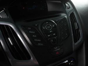 Хетчбэк Ford Focus 2012 года, 1020000 рублей, Минеральные Воды