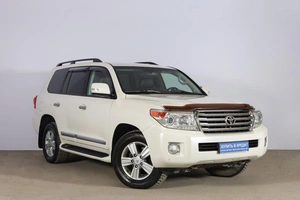 Внедорожник Toyota Land Cruiser 2013 года, 4199000 рублей, Новосибирск