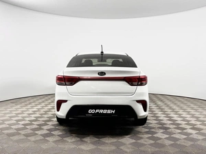 Седан Kia Rio 2018 года, 809900 рублей, Казань