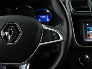 Хетчбэк Renault Sandero 2018 года, 1199444 рублей, Москва