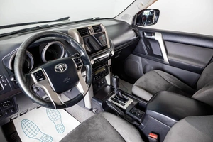 Внедорожник Toyota Land Cruiser Prado 2010 года, 2549000 рублей, Пермь