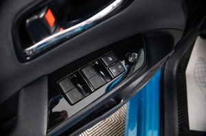 Лифтбек Toyota Prius Prime 2019 года, 2989000 рублей, Пермь