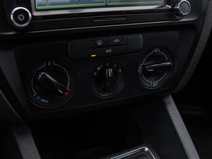 Седан Volkswagen Jetta 2015 года, 1089000 рублей, Волгоград